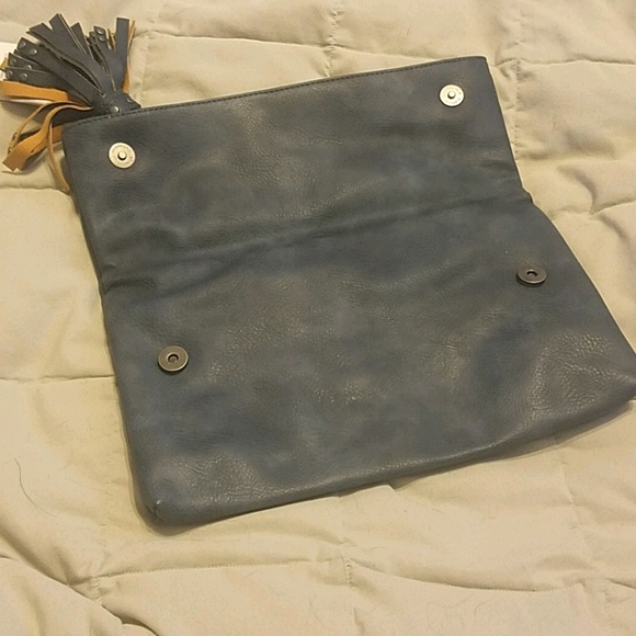 Steve Madden Catina Clutch- Navy Blue Large NWT - Picture 2 of 3